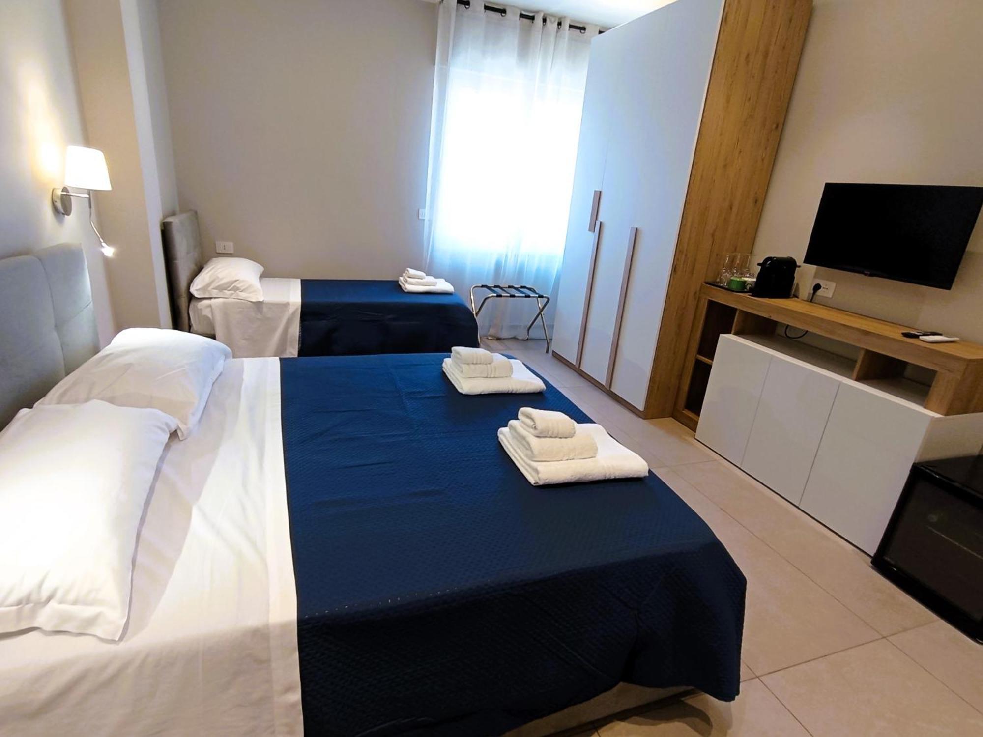 Mile Rooms Bari Ngoại thất bức ảnh
